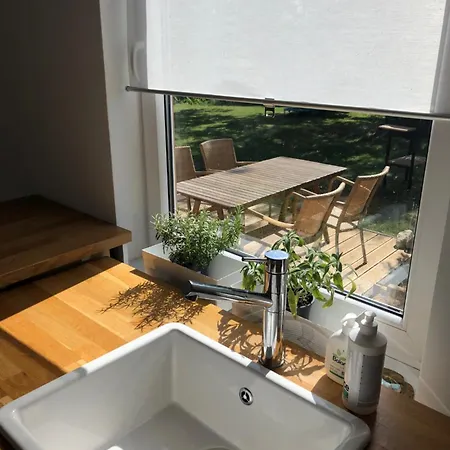 Hillside View House With Garden, Private Parking, Quiet Location - 12 Min To Old Town Anytime, Long Stays Welcome Vilnius Exterior photo