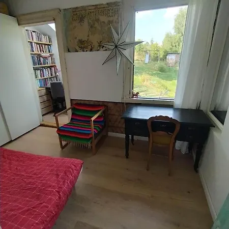 Hillside View House With Garden, Private Parking, Quiet Location - 12 Min To Old Town Anytime, Long Stays Welcome Vilnius Exterior photo