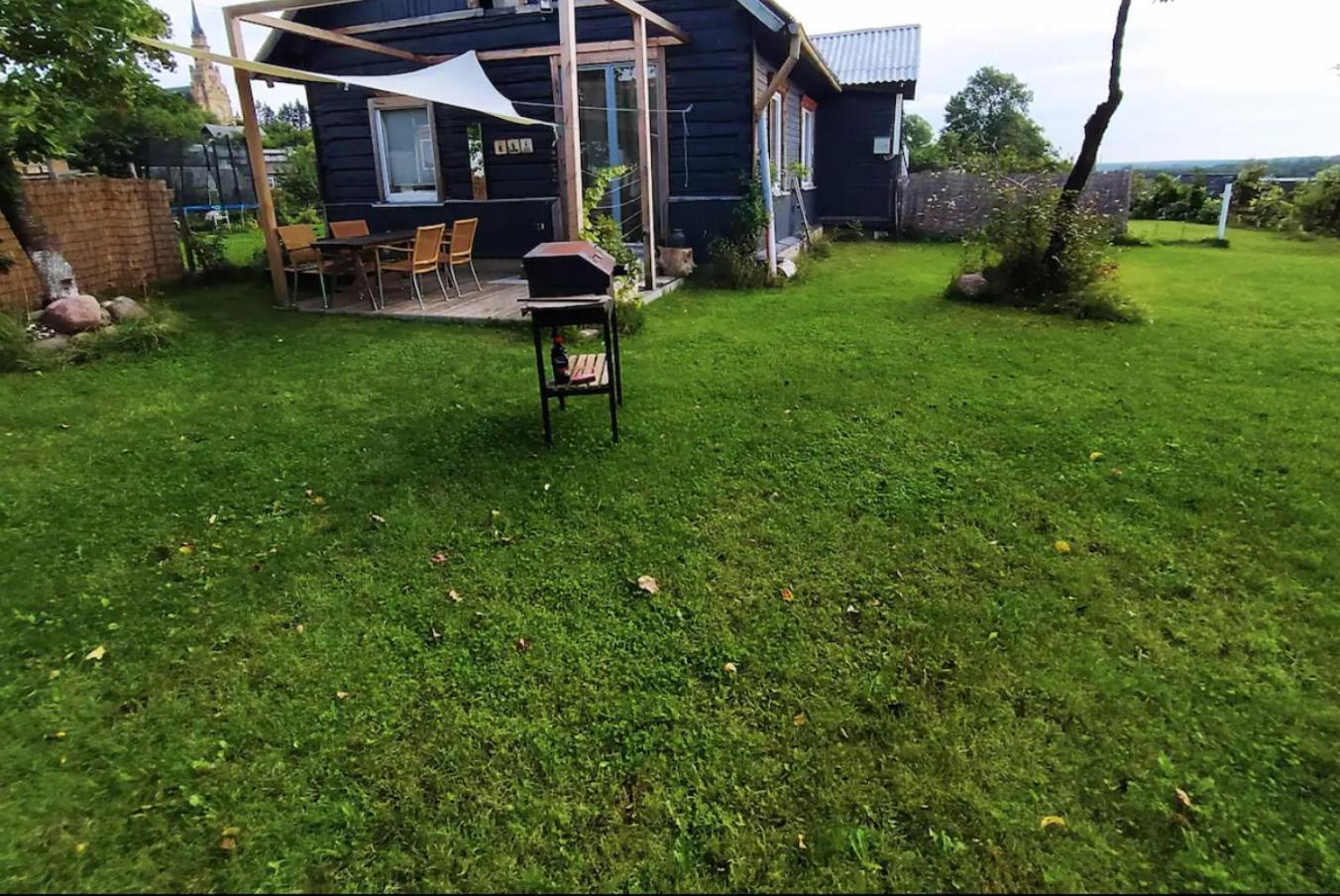 Hillside View House With Garden, Private Parking, Quiet Location - 12 Min To Old Town Anytime, Long Welcome Vilnius