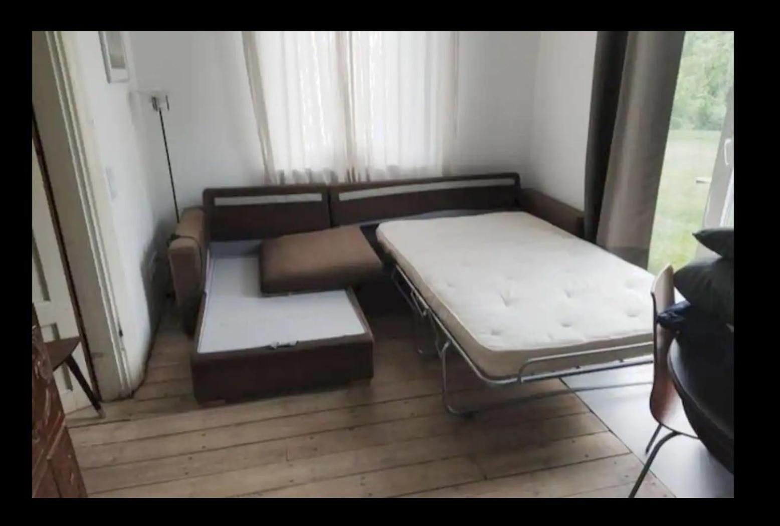 Hillside View House With Garden, Private Parking, Quiet Location - 12 Min To Old Town Anytime, Long Welcome Holiday home *