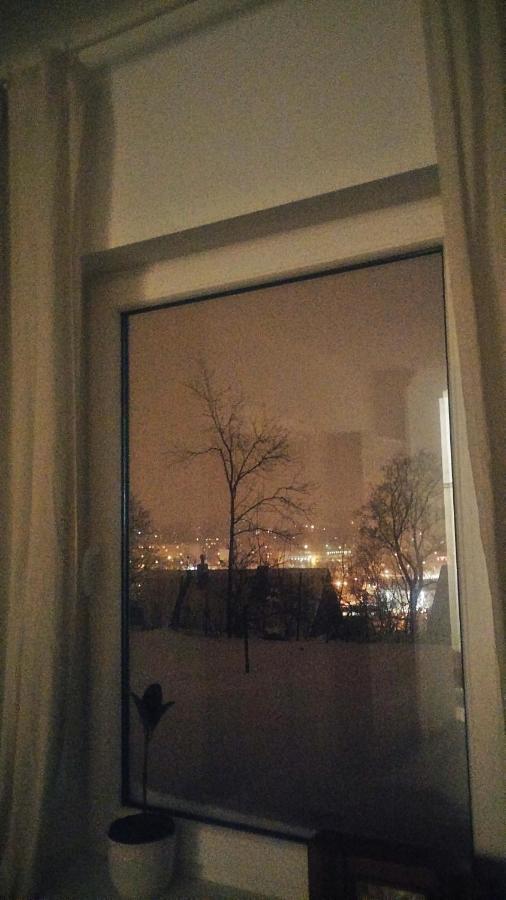 Hillside View House With Garden, Private Parking, Quiet Location - 12 Min To Old Town Anytime, Long Welcome Vilnius